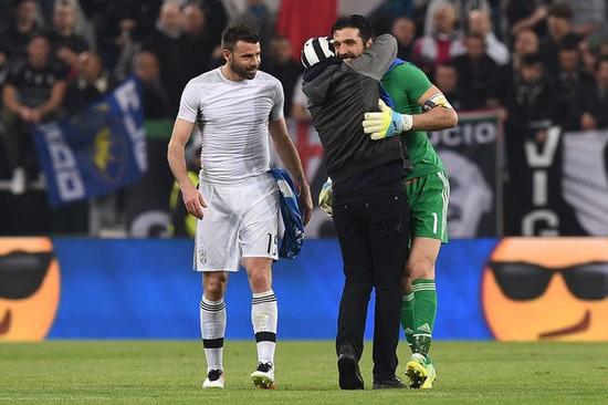 德天空：谢什科尚未表明他的选择，周二会是关键的一天