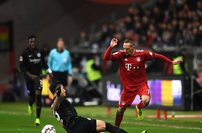 环足奖年度最佳总监候选：坎波斯、爱德华兹&理查德-休斯在列（坎波斯、爱德华兹与理查德-休斯入围环足奖年度最佳总监）