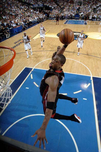 萨56：阿莱格里接手帅位后给我打了电话，并希望我留队（萨56：阿莱格里接任后来电挽留，盼我留队）