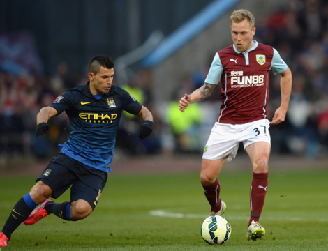 阿斯：拉什福德因发烧缺席巴萨vs毕包；他缺席最近2次训练（阿斯：拉什福德发烧无缘巴萨战毕包，已连续缺席两次训练）