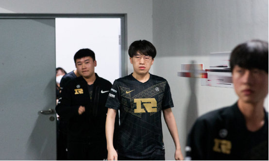 转会背景 转会背景